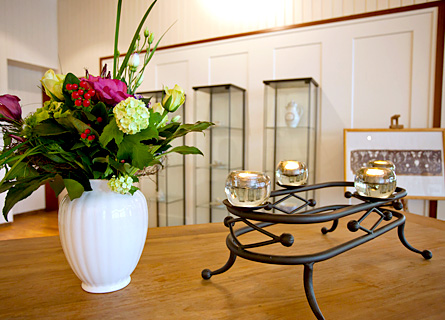 Tisch mit Blumen